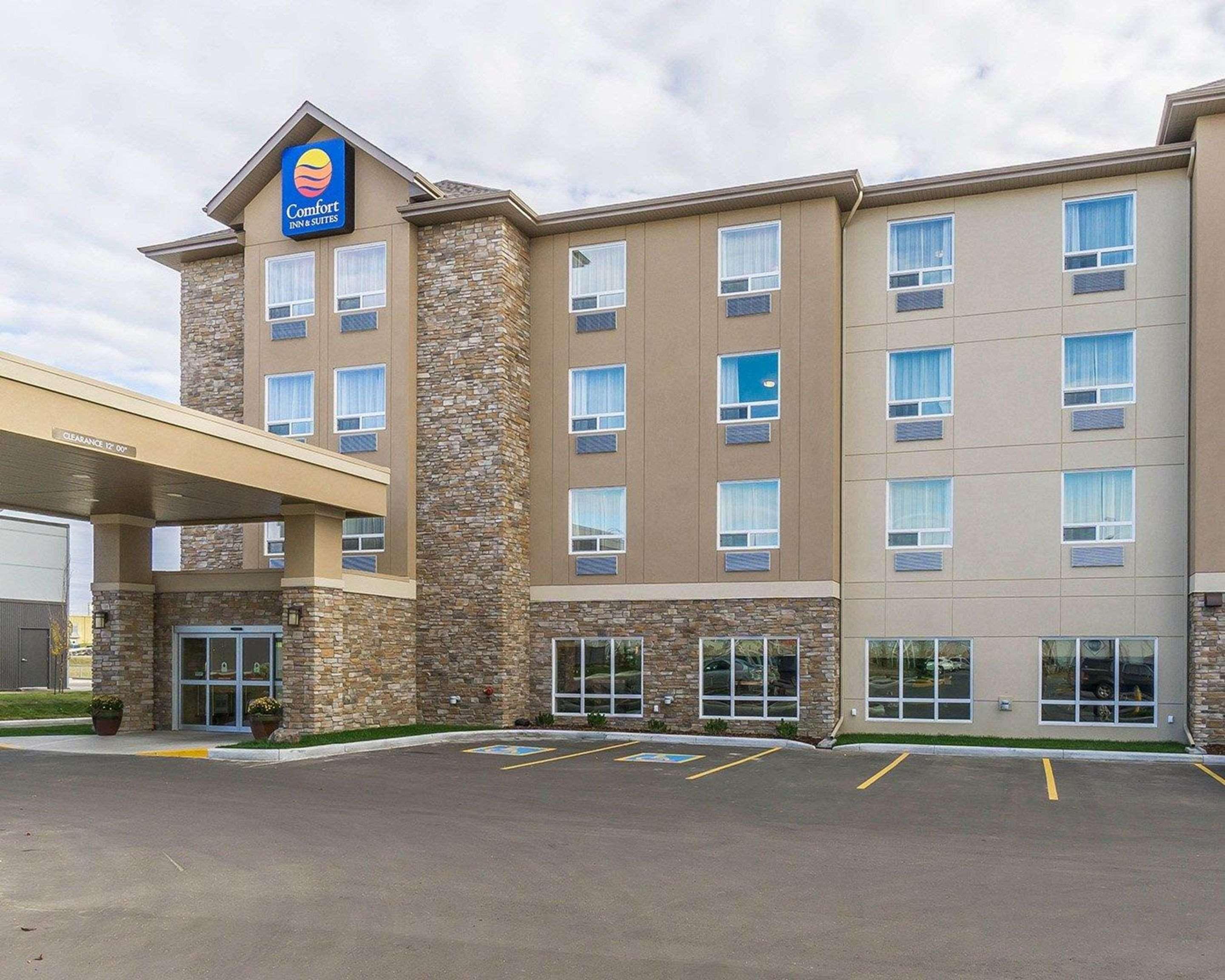 Comfort Inn & Suites Edmonton International Airport Nisku Exterior foto