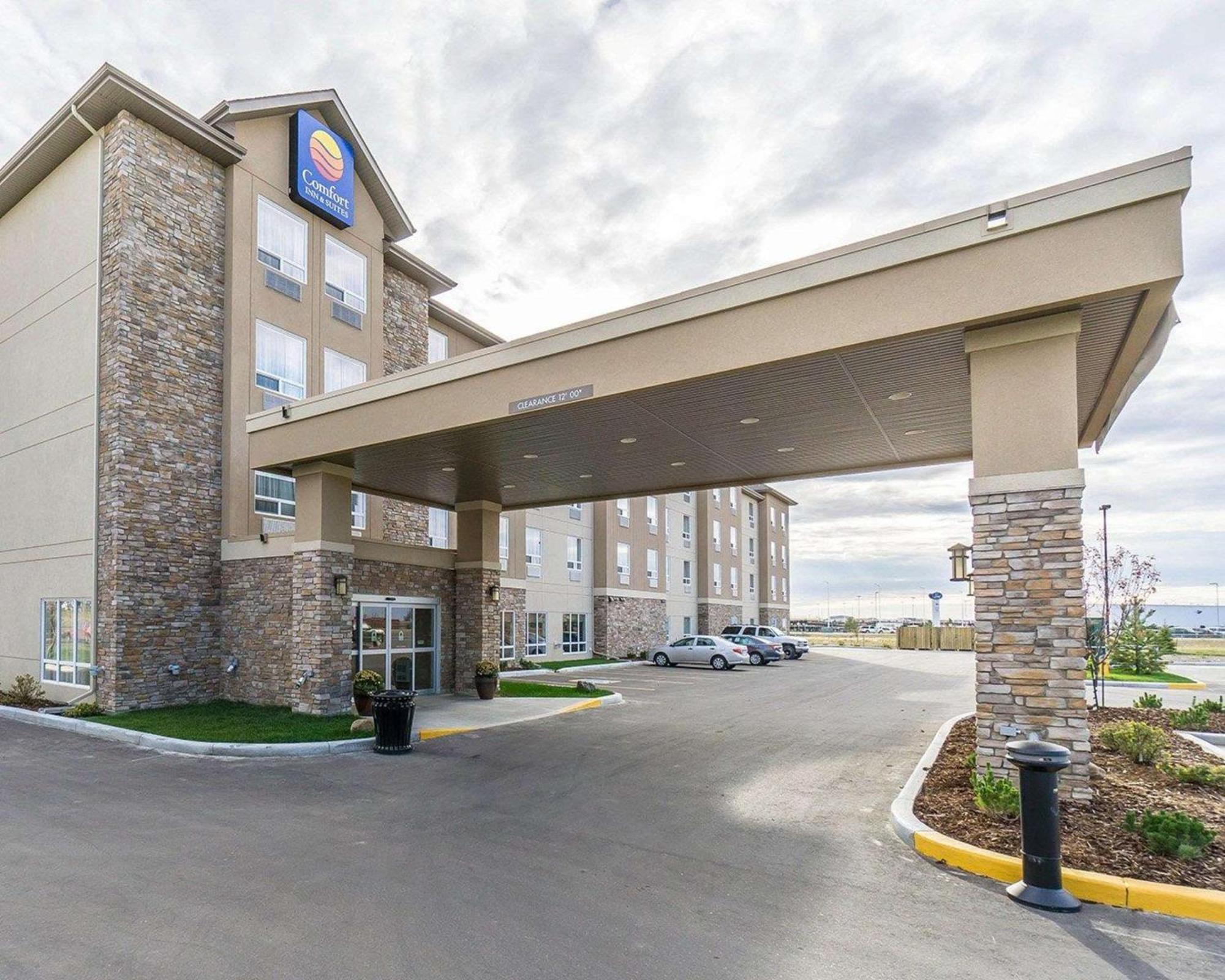 Comfort Inn & Suites Edmonton International Airport Nisku Exterior foto